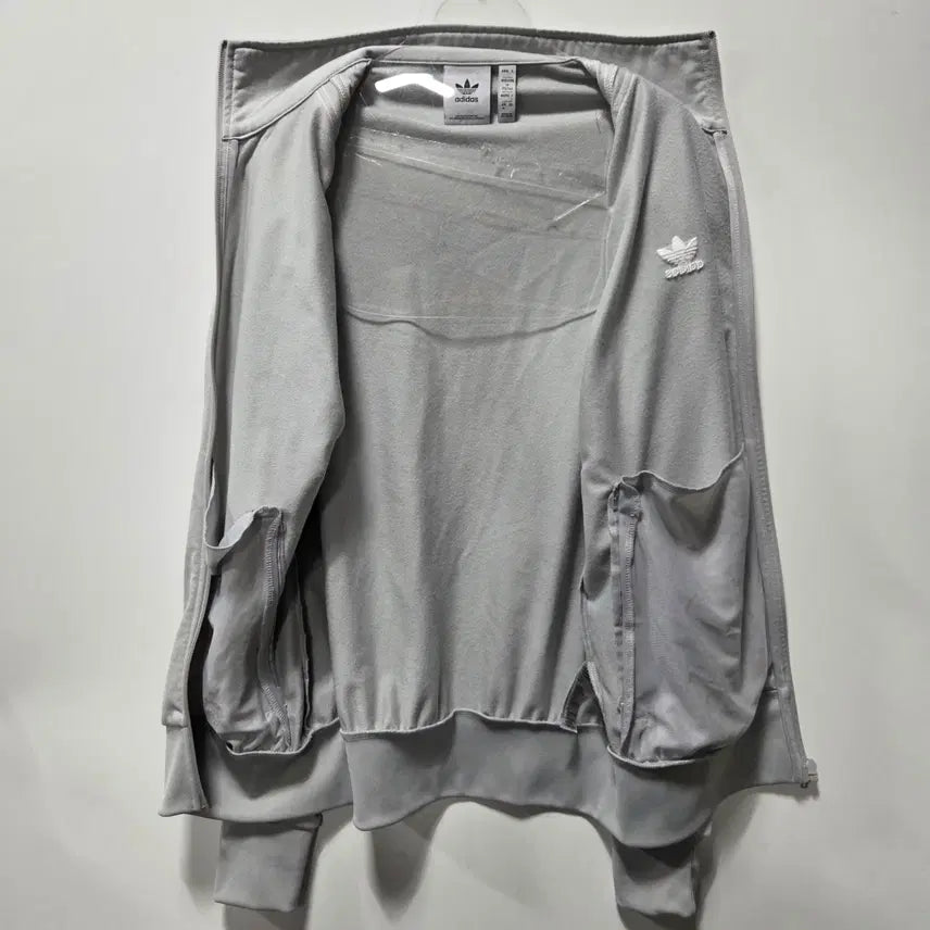 [SOLD OUT] 아디다스 그레이 파이어버드 트랙탑 M 26041709