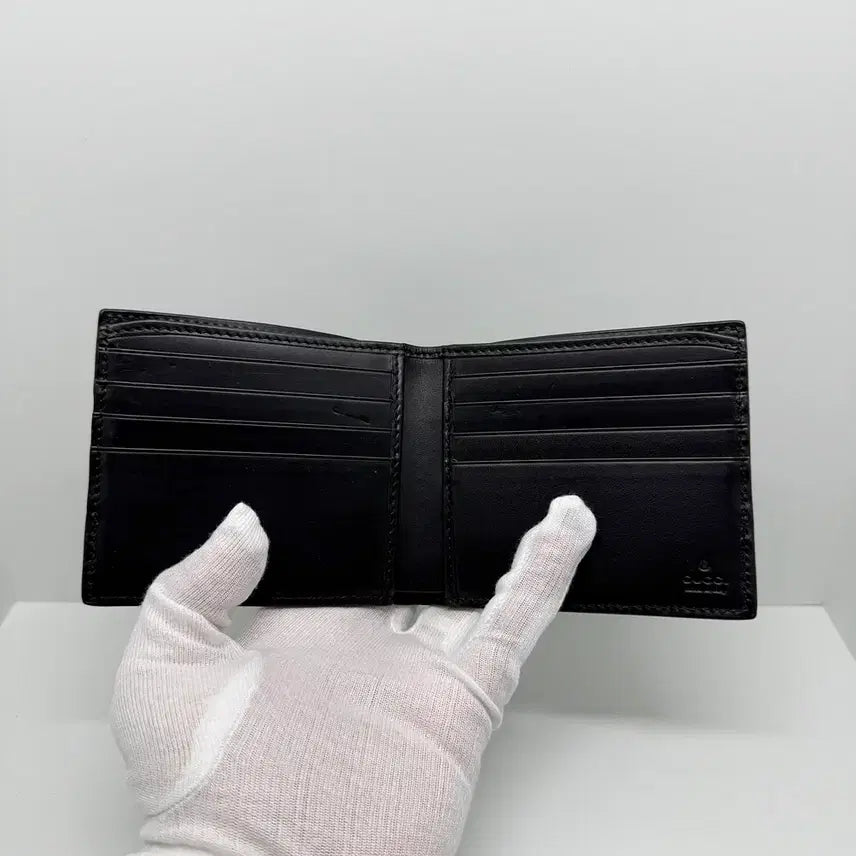 [BUNJANG] Gucci GG Supreme Eden Bifold Wallet Black / [구찌] GG수프림 에덴 반지갑 블랙 451240 / A+급