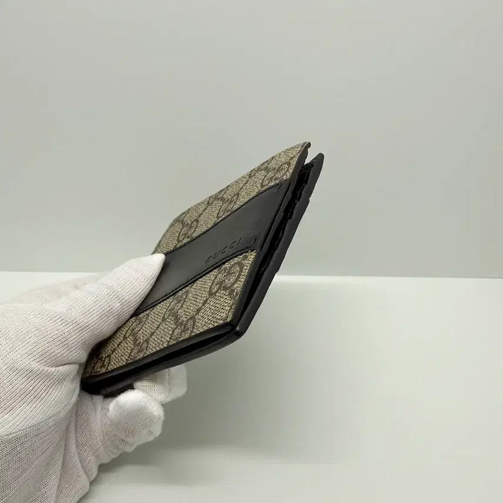 [BUNJANG] Gucci GG Supreme Eden Bifold Wallet Black / [구찌] GG수프림 에덴 반지갑 블랙 451240 / A+급