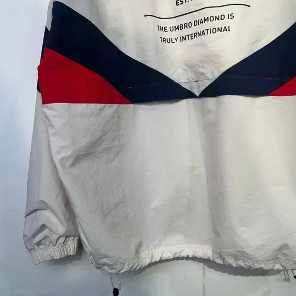 [SOLD OUT] 100 엄브로 빈티지 아노락 나일론 바람막이 자켓 화이트