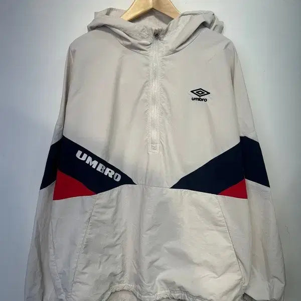 [SOLD OUT] 100 엄브로 빈티지 아노락 나일론 바람막이 자켓 화이트