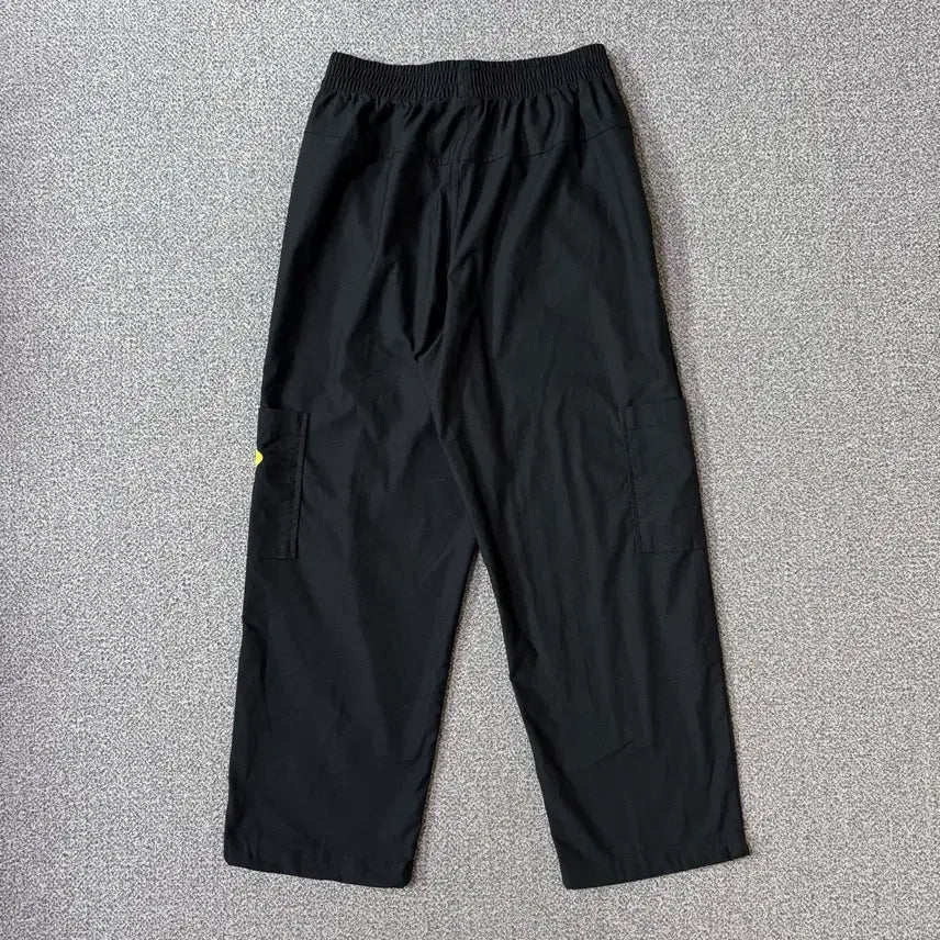 [SOLD OUT] [정가 11만원] 나이키 우먼스 트레이닝 팬츠 M