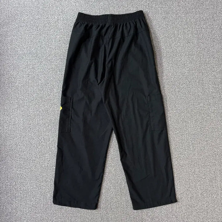[SOLD OUT] [정가 11만원] 나이키 우먼스 트레이닝 팬츠 M