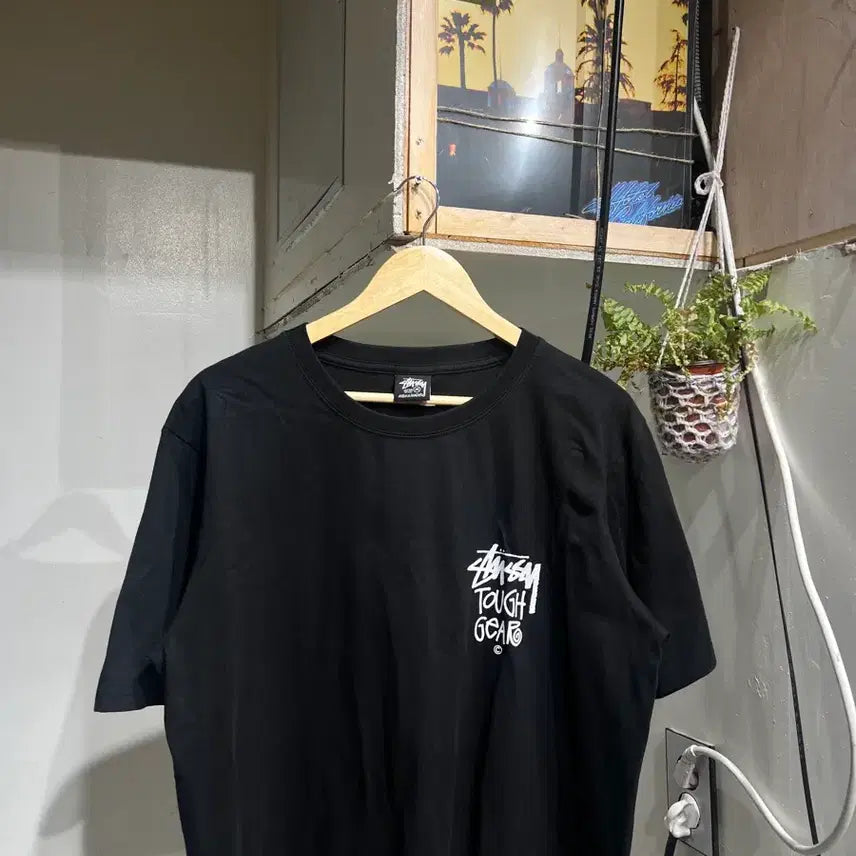 [BUNJANG] Stussy Tough Gear Printed Short Sleeve T-shirt / Stussy 스투시 tough gear 프린팅 반팔 티셔츠