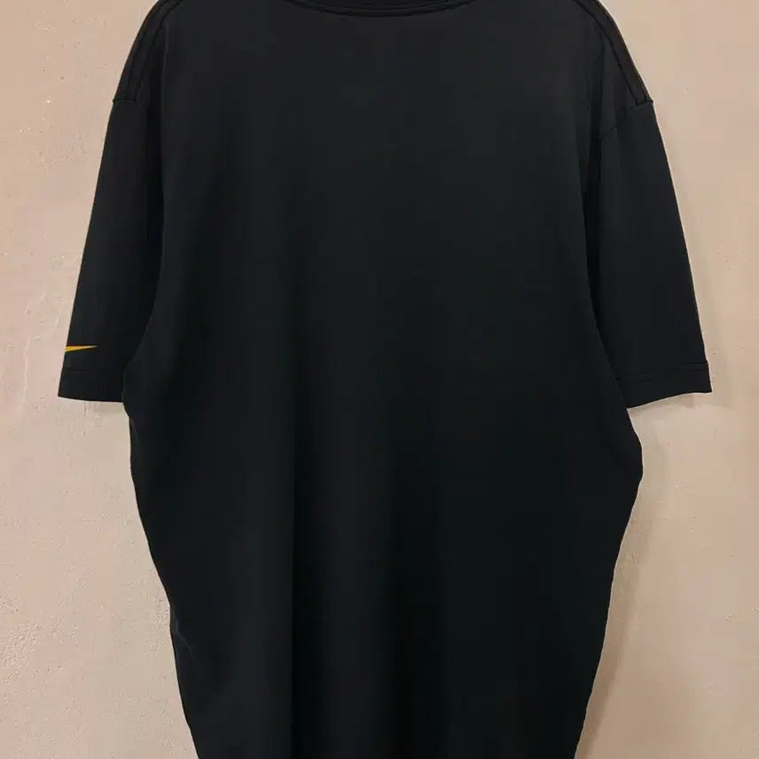 [SOLD OUT] 나이키 그래픽 반팔티 XL
