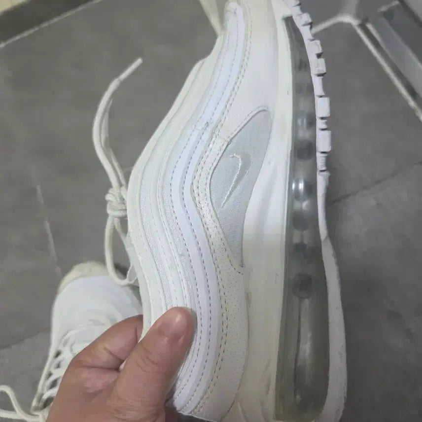 [BUNJANG] Nike Air Max 97 White Sneakers / 나이키 에어맥스 97 화이트 운동화