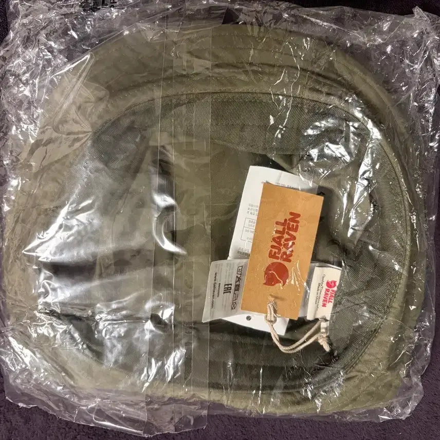[SOLD OUT] 피엘라벤 키루나 버킷햇 카키색 L사이즈