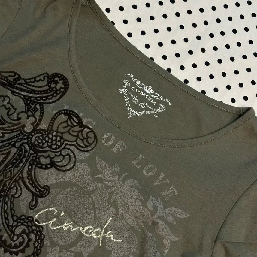 [SOLD OUT] 일본빈티지 에스닉 카키 레이어드 긴팔티 갸루 펑크 y2k