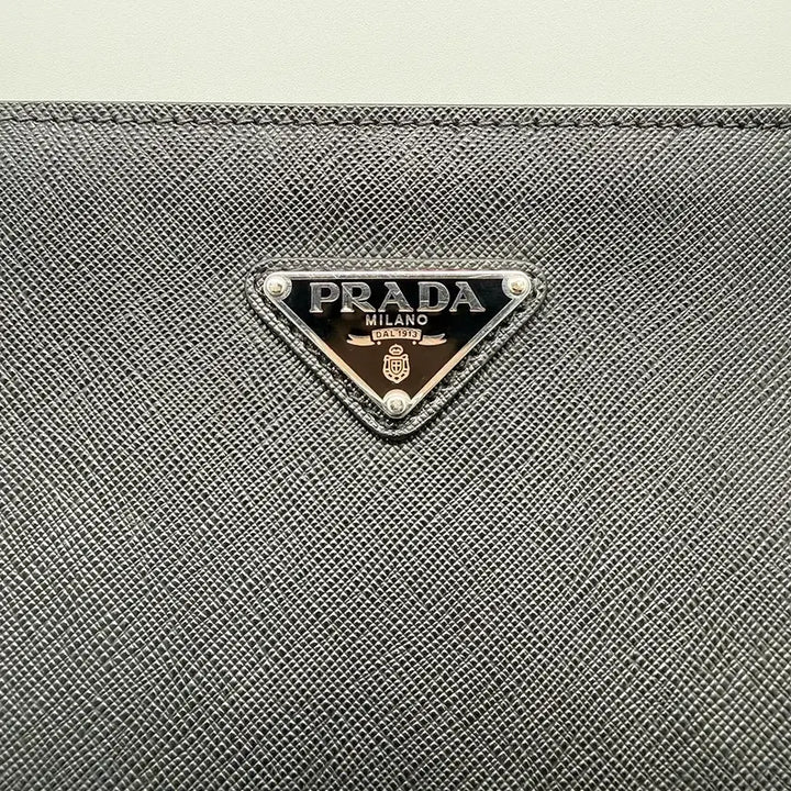 [BUNJANG] Prada Saffiano Leather Clutch Bag 2VN003 Black / [프라다] 남성 클러치백 2VN003 사피아노 블랙 / A+급