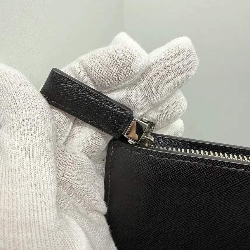 [BUNJANG] Prada Saffiano Leather Clutch Bag 2VN003 Black / [프라다] 남성 클러치백 2VN003 사피아노 블랙 / A+급
