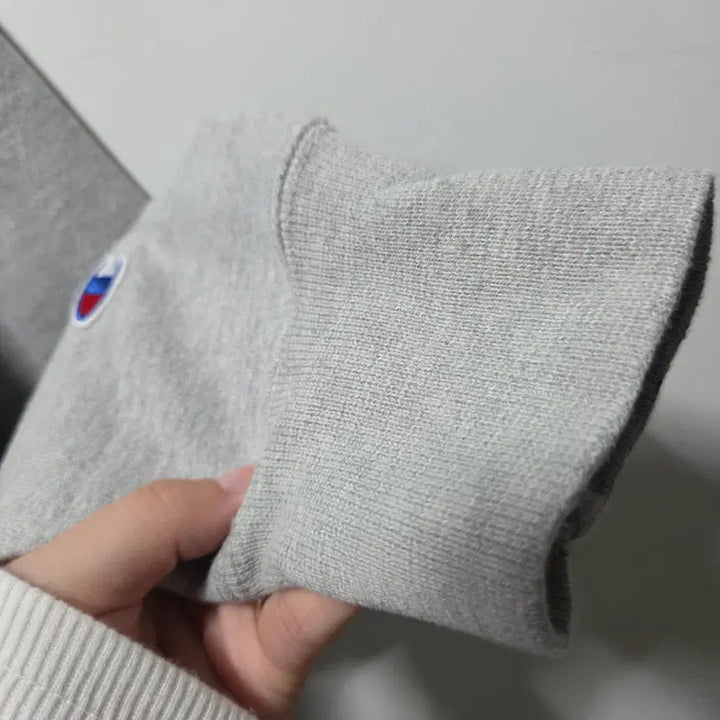 [BUNJANG] Champion Gray Reverse Weave Fleece Sweatshirt / 챔피온 그레이 리버스 위브 기모 맨투맨 L 26041714