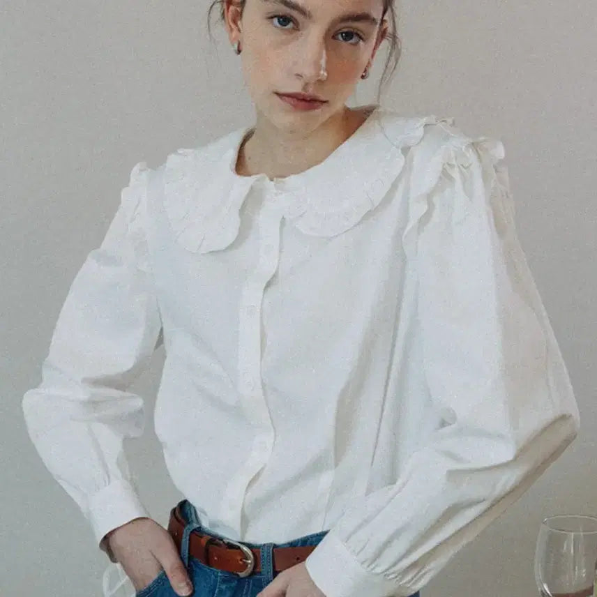 [BUNJANG] Voca Vaca Joie Ruffle Blouse / 보카바카 조이 러플 블라우스