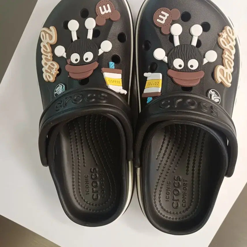 [SOLD OUT] 1회착용 크록스 바야밴드 225~230 지비츠포함