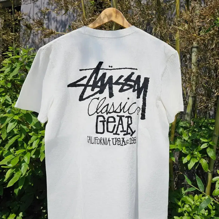 [BUNJANG] Stussy Classic Gear Black T-shirt / 스투시 클래식 기어 반팔 티셔츠