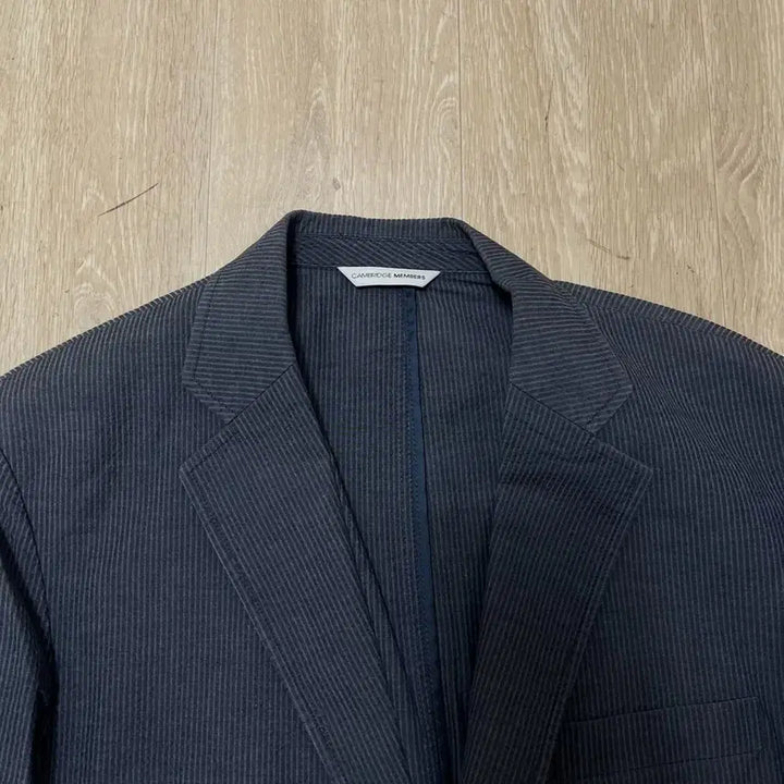 [BUNJANG] Cambridge Members Seersucker Striped Blazer Jacket [Charcoal] L/100 / 캠브릿지 멤버스 시어서커 스트라이프 블레이저 정장자켓 [차콜] L/100