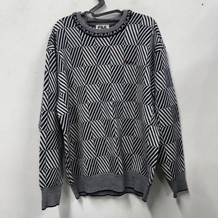 [SOLD OUT] [정품/약100] 휠라 남성 니트    PP