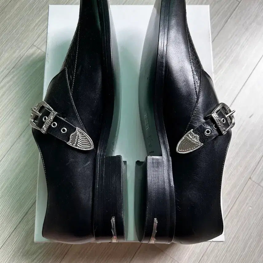 [BUNJANG] Toga Shoes / 토가 구두