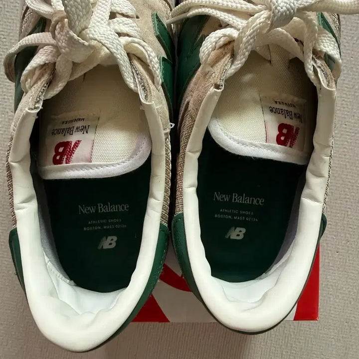 [BUNJANG] New Balance v1 Green Sneakers / 뉴발란스v1 탄 그린