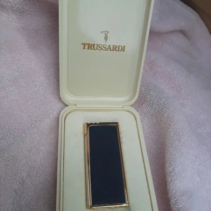 [BUNJANG] Trussardi Vintage Lighter / [빈티지]트루사르디 고급 라이터 (중고,수집용 기타)