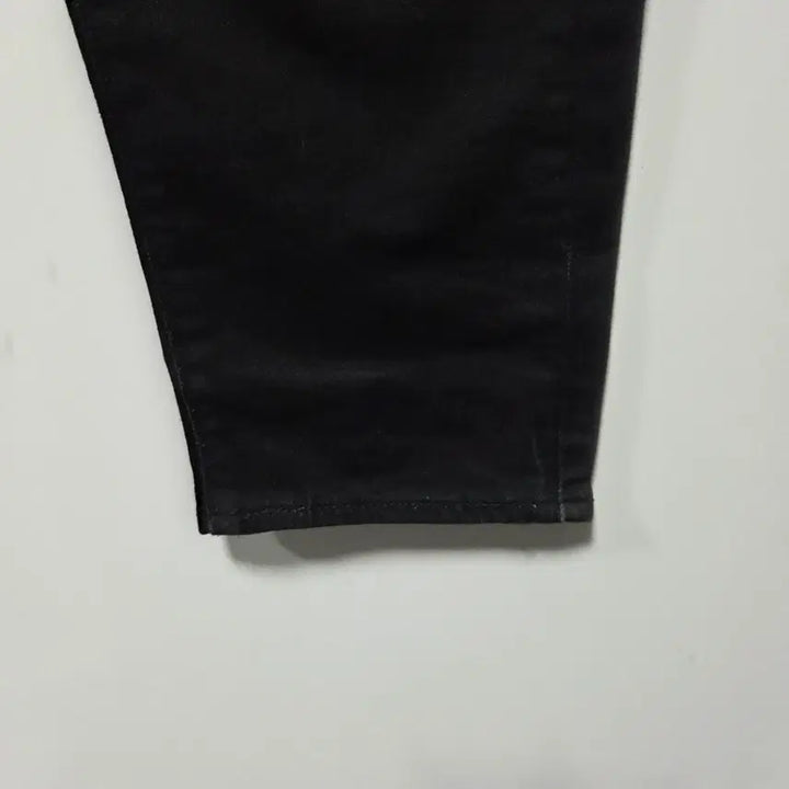 [SOLD OUT] 리바이스 블랙 510 데님 팬츠 32 26041717