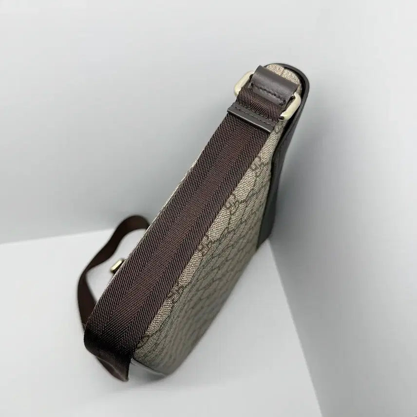 [BUNJANG] Gucci GG Supreme Web Messenger Bag / [구찌] 남성 크로스백 353430 GG수프림 WEB 캔버스 / A+급