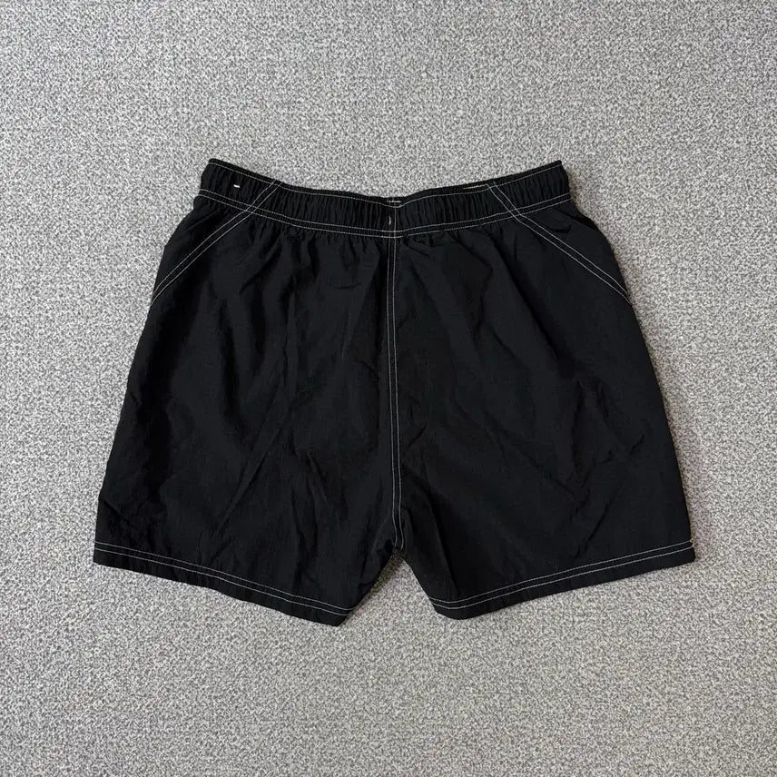 [SOLD OUT] [정가 10만원] 나이키 우먼스 스우시 나일론 반바지