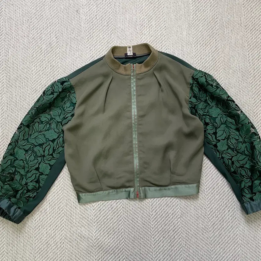 [BUNJANG] Rosier Floral Lace Sleeve Zip-up Jacket / 빈티지 Rosier 플로럴 레이스 슬리브 배색 집업 자켓