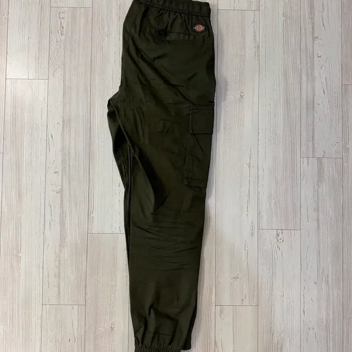[BUNJANG] Dickies Khaki Cargo Jogger Pants (Women&