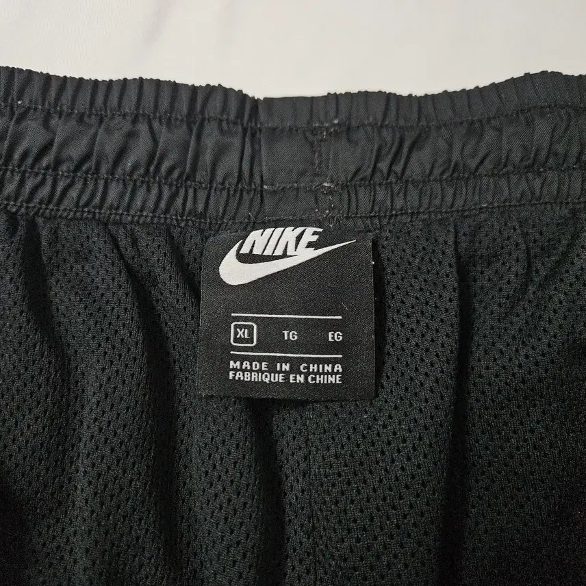 [SOLD OUT] 나이키 스포츠웨어 우븐 숏팬츠 반바지 XXL