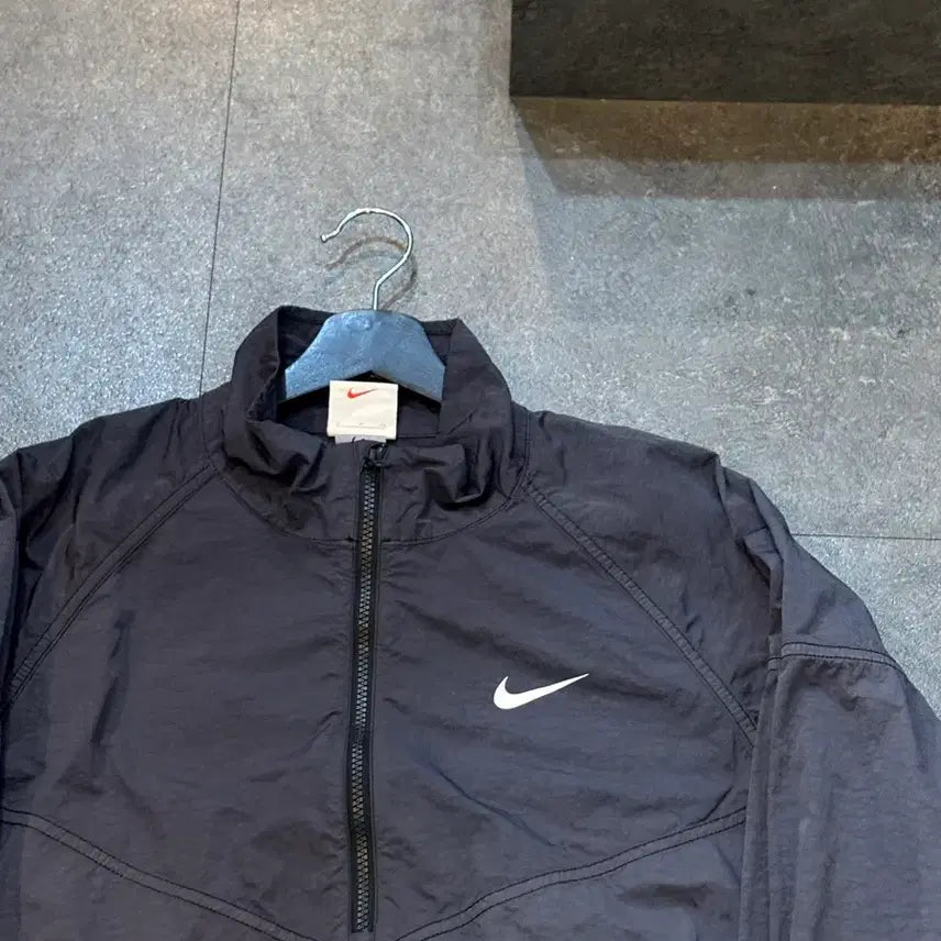[BUNJANG] Nike x Stussy Windrunner Off Noir Jacket / 나이키X스투시 나투시 윈드어어 오프 느와르 자켓