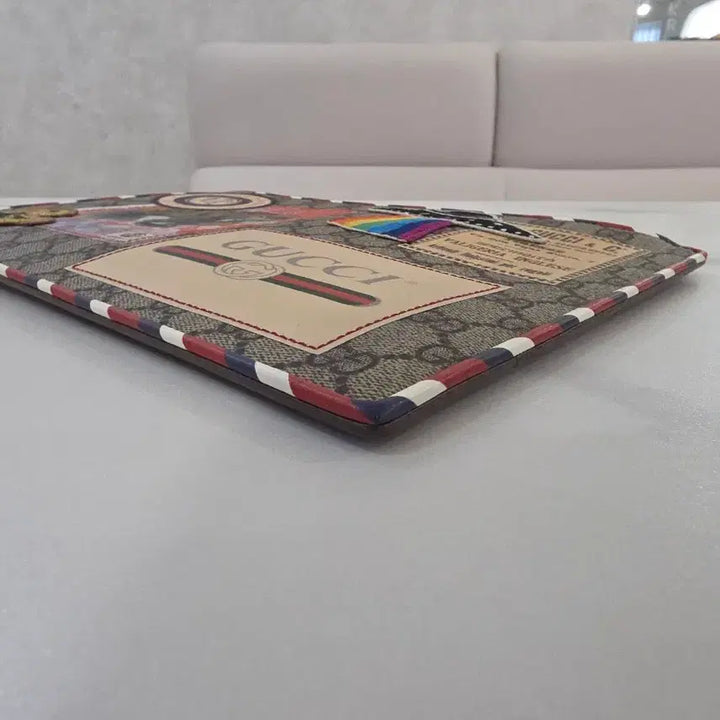 [BUNJANG] Gucci GG Supreme Courrier Patch Clutch Bag / 구찌 GG수프림 쿠리에 패치 클러치백 145431790