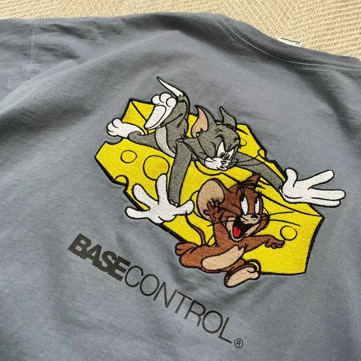 [BUNJANG] Base Control Tom and Jerry T-shirt / 톰과제리 x base control 반팔티셔츠