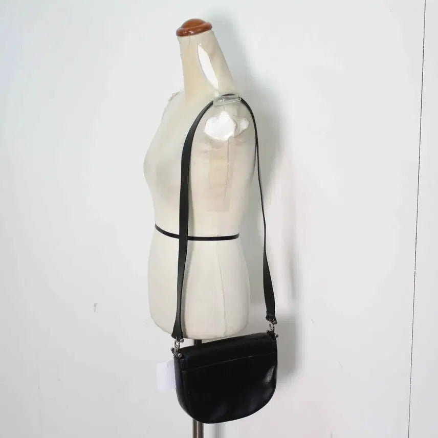 [BUNJANG] Aigner Leather Shoulder Bag / B-10636/아이그너 정품 여성용 가죽 숄더백
