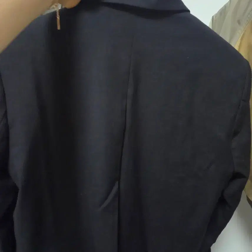 [BUNJANG] Juicy Judy Black Crop Jacket / 쥬시쥬디 블랙 크롭 자켓