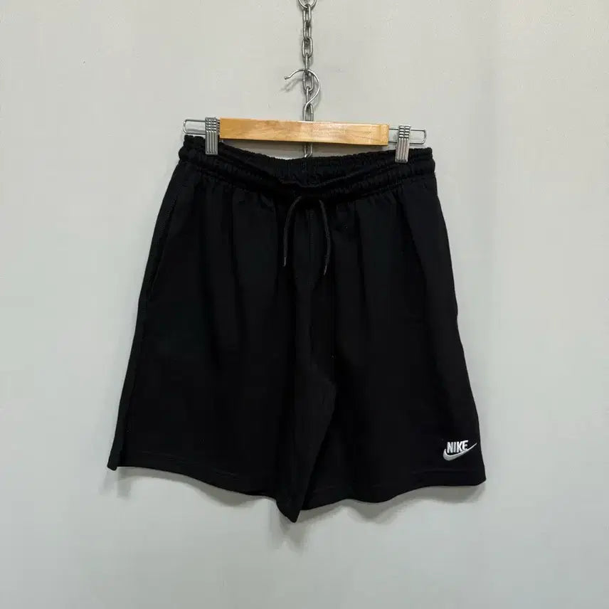 [BUNJANG] Nike Black Shorts / 나이키 블랙 반바지