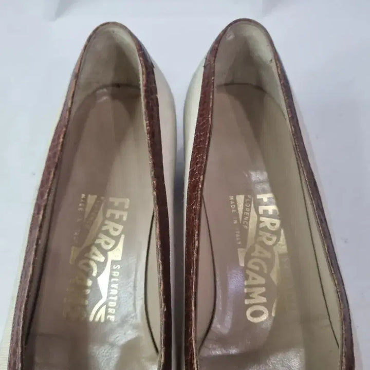 [SOLD OUT] 효자빈티지 5.5 페라가모 여성 구두