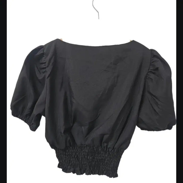 [BUNJANG] Black Puff Sleeve Crop Blouse / 블랙 퍼프 반팔 크롭 블라우스