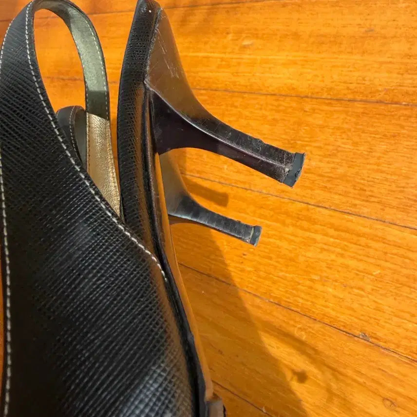 [BUNJANG] Prada Slingback Mules 240 / 프라다 슬링백 샌들 뮬 240