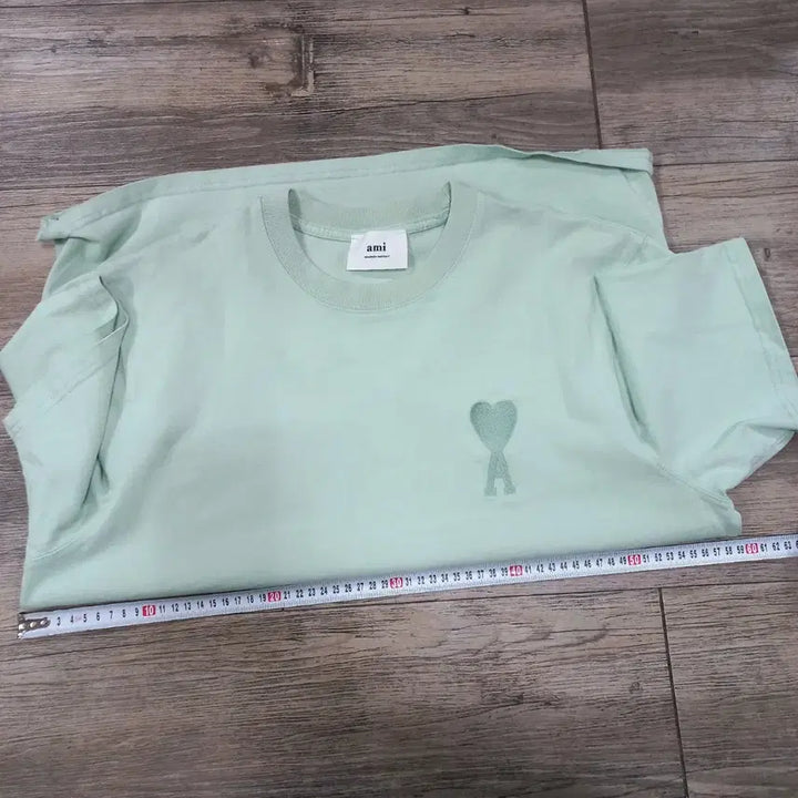 [BUNJANG] BTS Army Heart Logo Green T-shirt / 아미 하트로고반팔 그린공용
