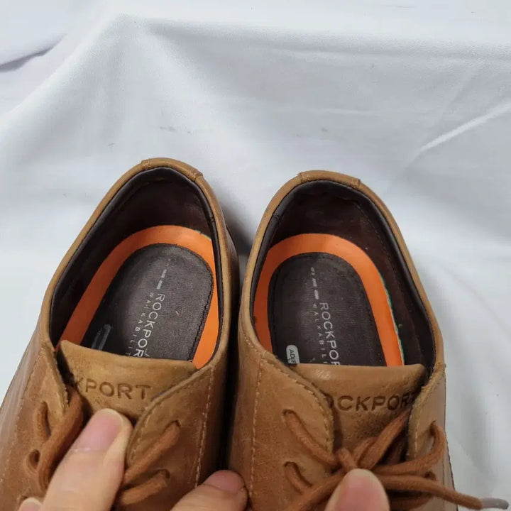 [SOLD OUT] 빈티지하서 255 락포트 드레스포츠 로퍼 구두 스니커즈