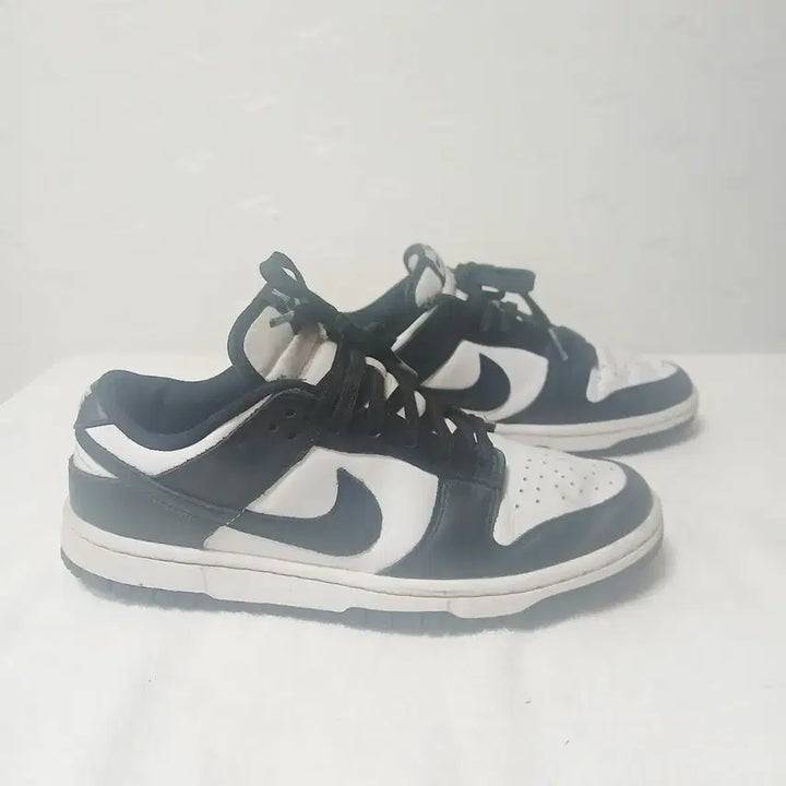 [SOLD OUT] (35) 나이키스니커즈 240mm