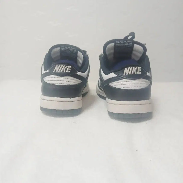 [SOLD OUT] (35) 나이키스니커즈 240mm