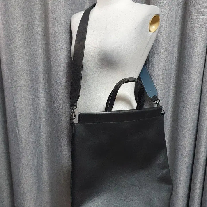 [BUNJANG] Find Kapoor Crossbody Bag / 파인드카푸어 크로스백