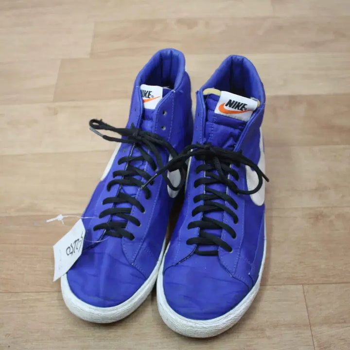 [BUNJANG] Nike Blazer Sneakers (Men&