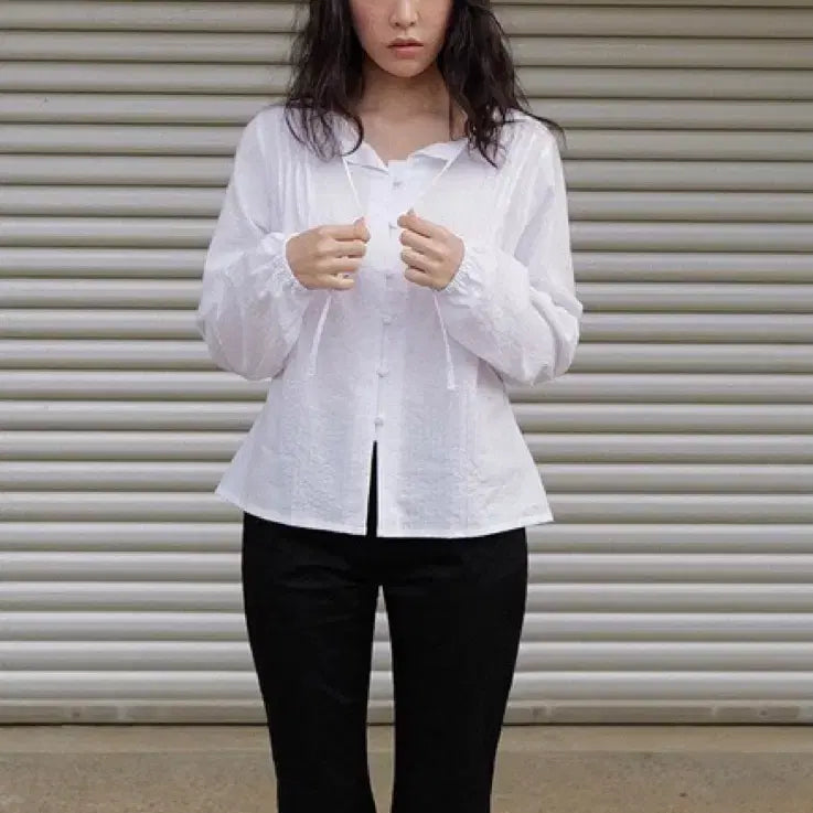 [BUNJANG] Andneeds Planet Pintuck Blouse (White) / Andneeds Planet Pintuck Blouse (White)