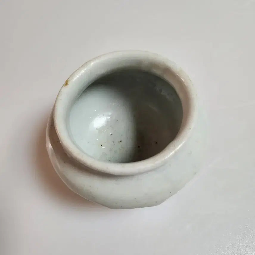 [BUNJANG] Joseon Dynasty White Porcelain Octagonal Vase / 골동품 조선시대 후기 조선백자 다각호