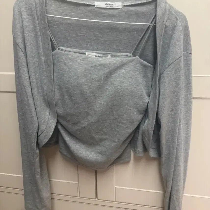 [BUNJANG] Gray Tank Top and Cardigan Set / 그레이 나시 탑 가디건 세트