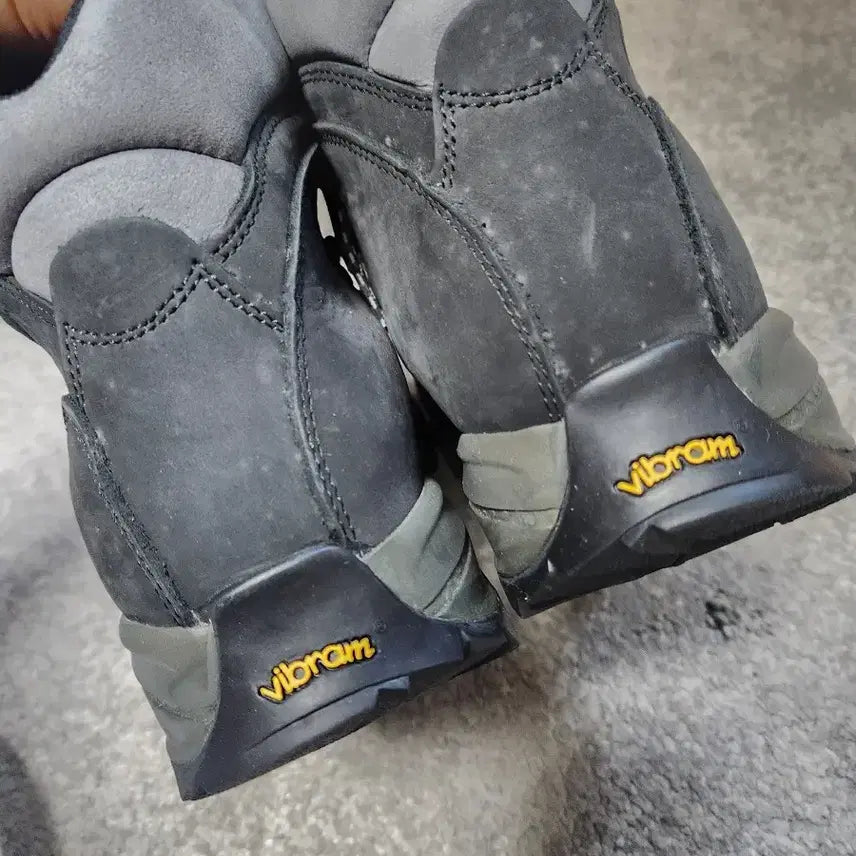 [SOLD OUT] 이태리 라스포티바 고어텍스 등산화-40-255