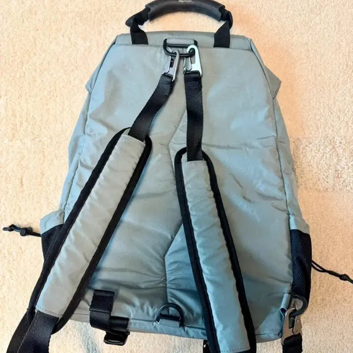 [SOLD OUT] 아더에러 바딘 백팩 그레이