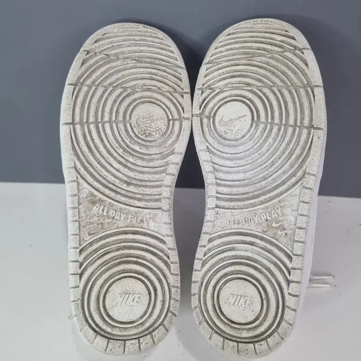 [BUNJANG] Nike Court Borough Vintage Sneakers (White) / 효자빈티지 230 나이키 코트 버로우 화이트
